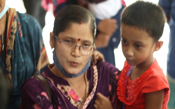 স্বামীকে মুক্ত পেয়ে যা বললেন হৃদয় মণ্ডলের স্ত্রী